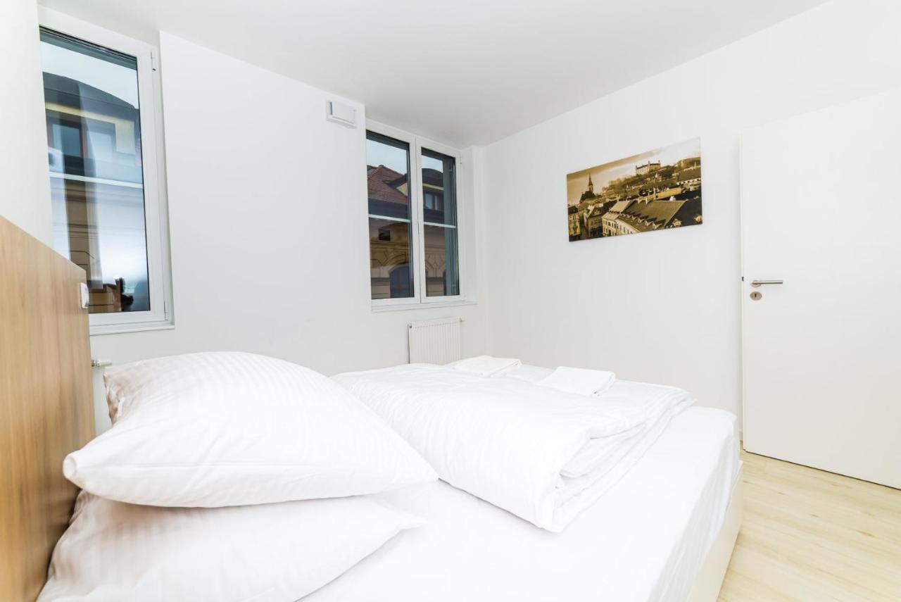 City Castle Apartments Free Parking Bratislava Exterior foto
