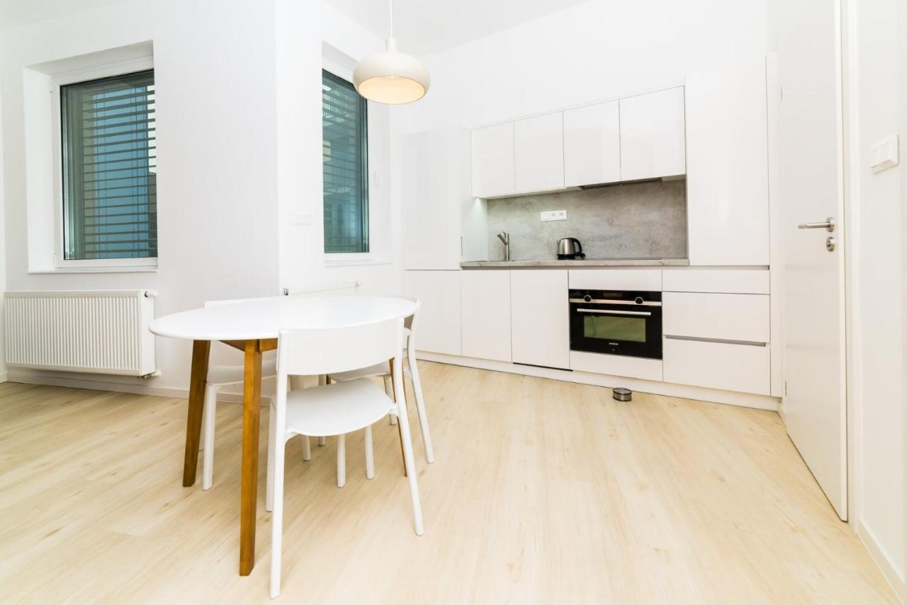 City Castle Apartments Free Parking Bratislava Exterior foto