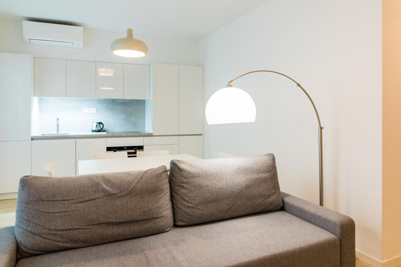 City Castle Apartments Free Parking Bratislava Exterior foto