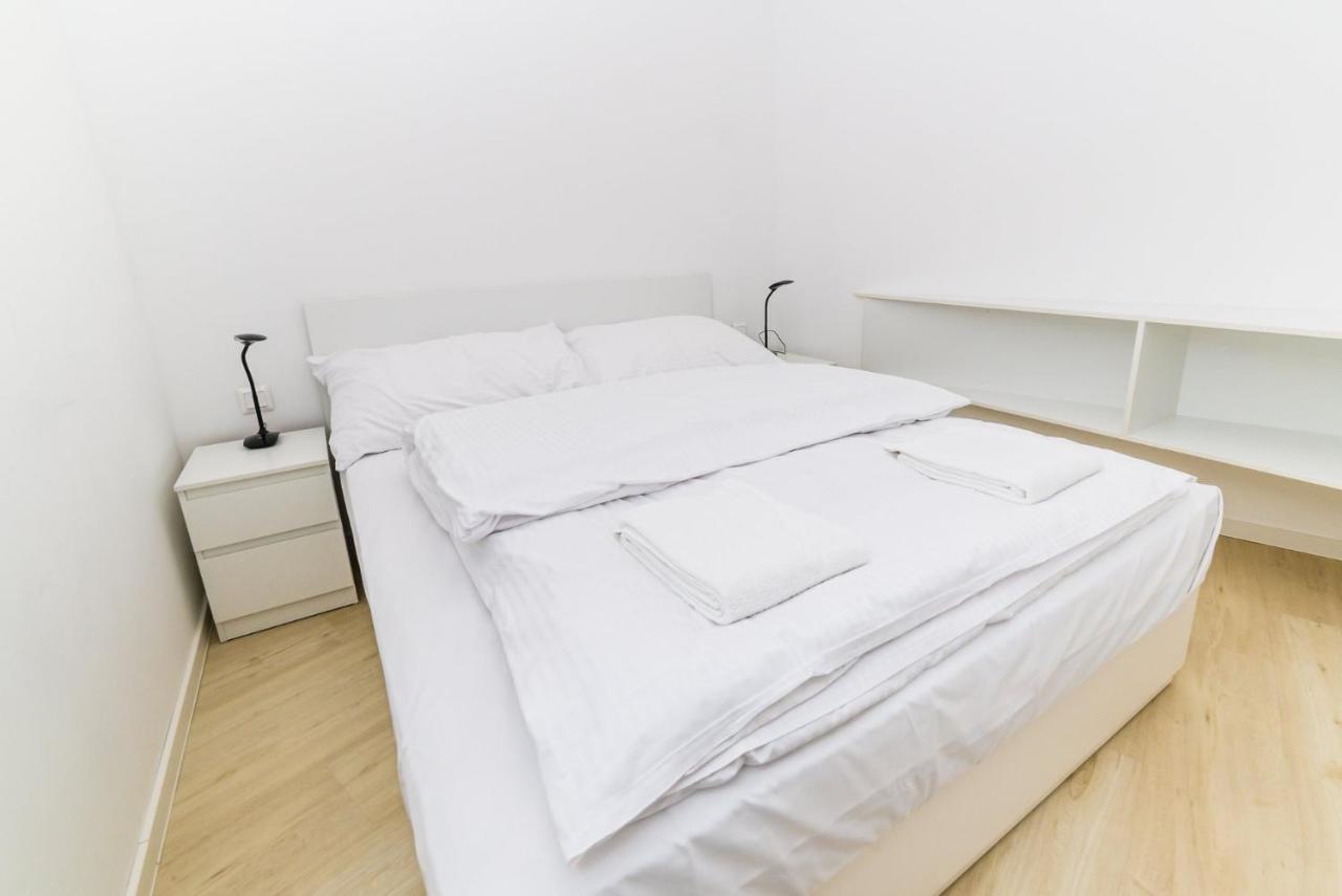City Castle Apartments Free Parking Bratislava Exterior foto