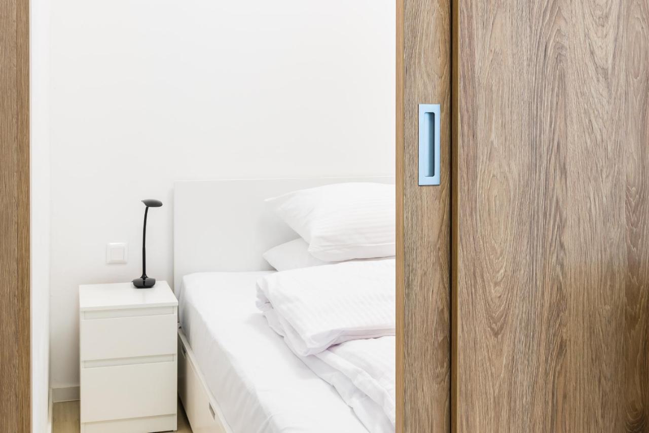 City Castle Apartments Free Parking Bratislava Exterior foto