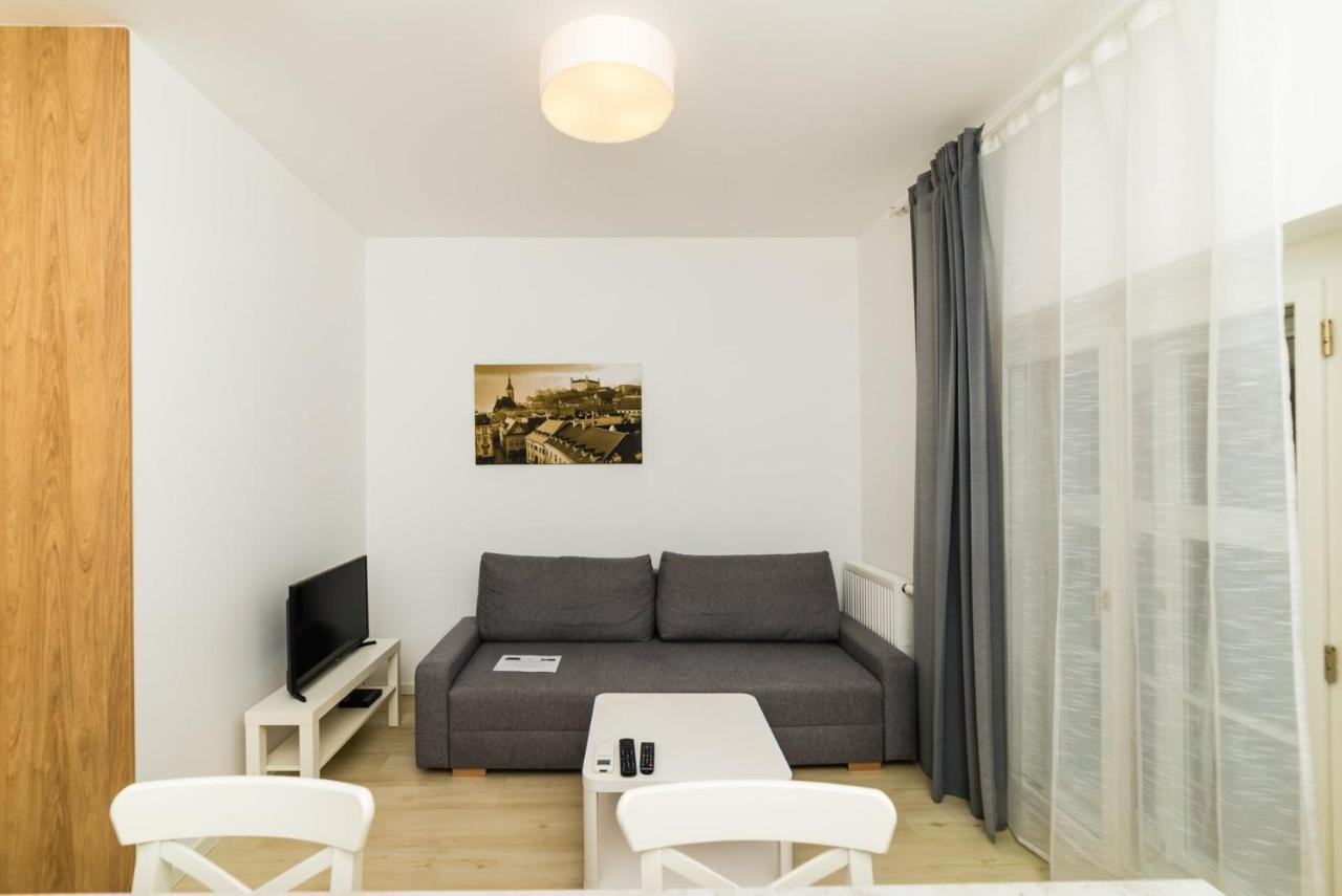 City Castle Apartments Free Parking Bratislava Exterior foto