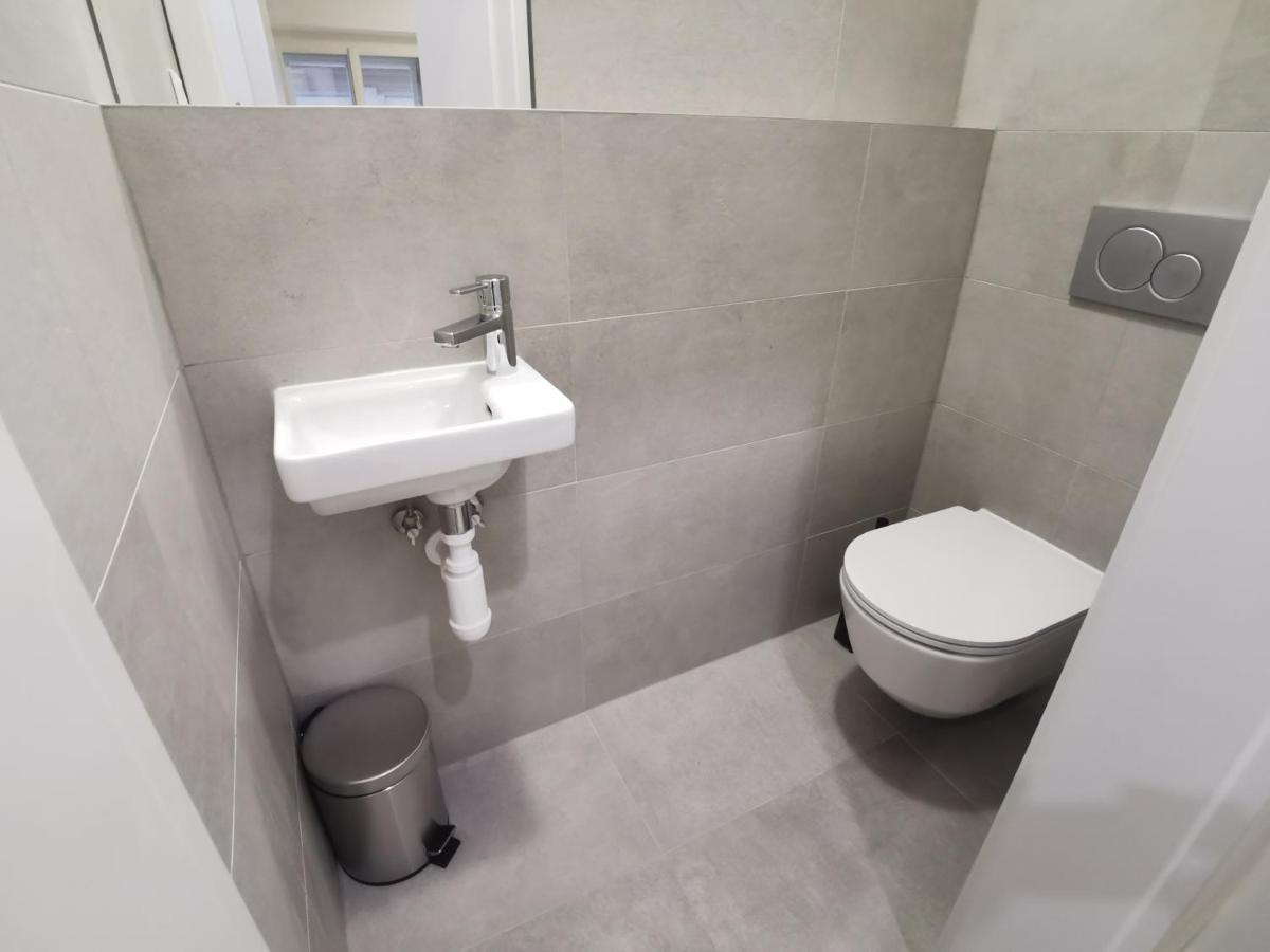 City Castle Apartments Free Parking Bratislava Exterior foto